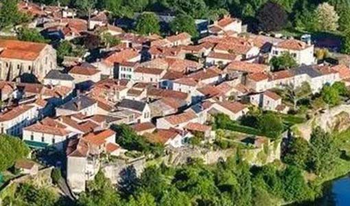 夹江回乡建别墅为什么一定要选专业乡墅公司